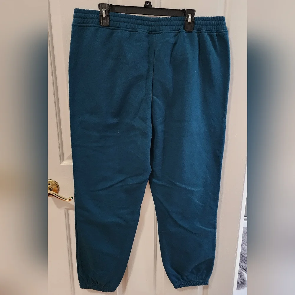 The North Face Core Fleece Joggers Sweatpants Athletic Activewear Size XL